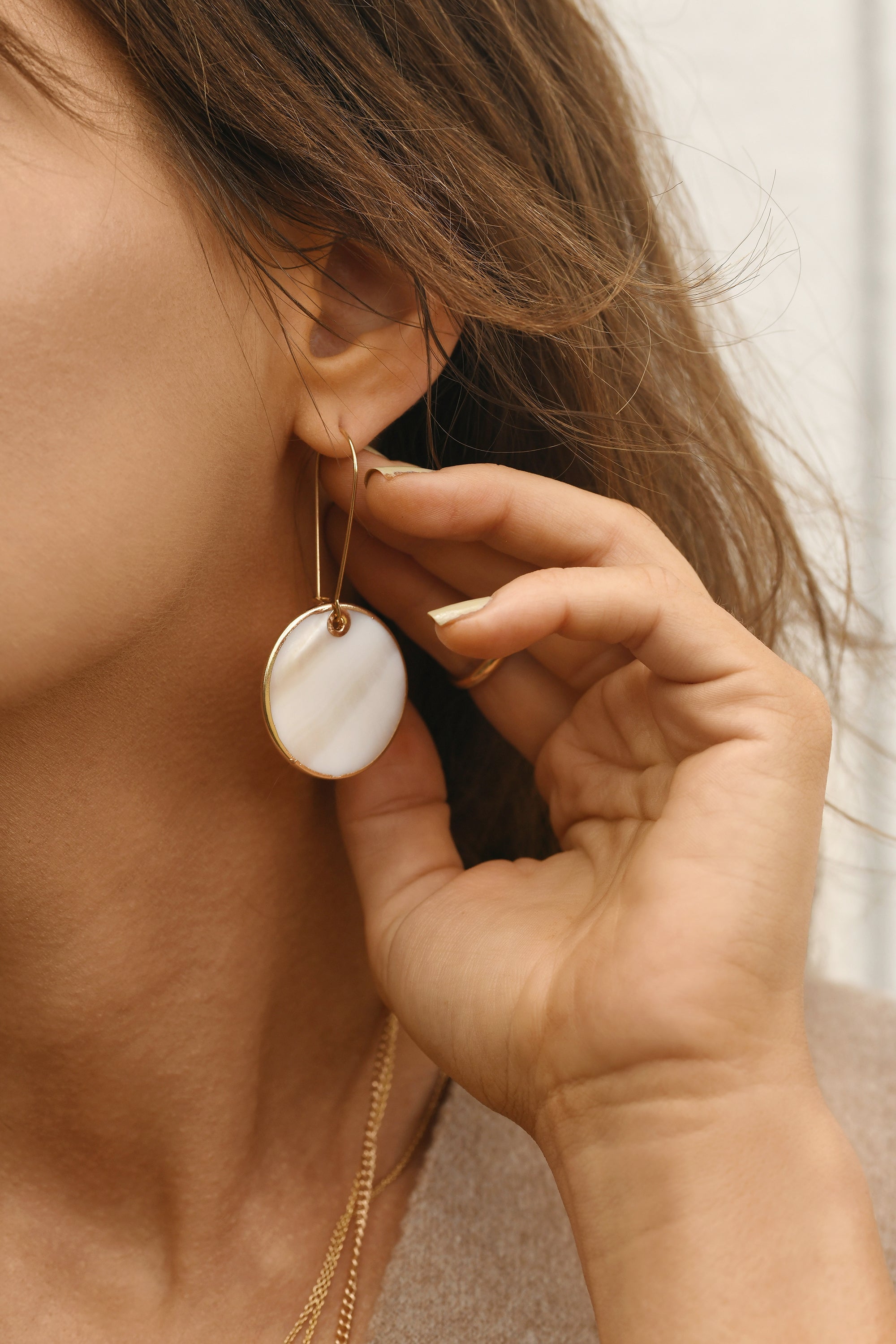 Alabaster Round Earrings