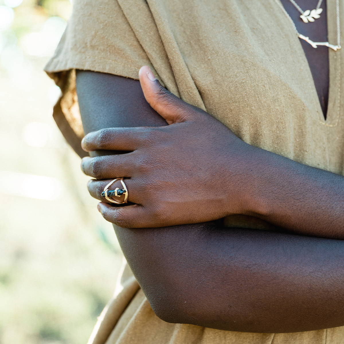 Black Marble Pillar Ring