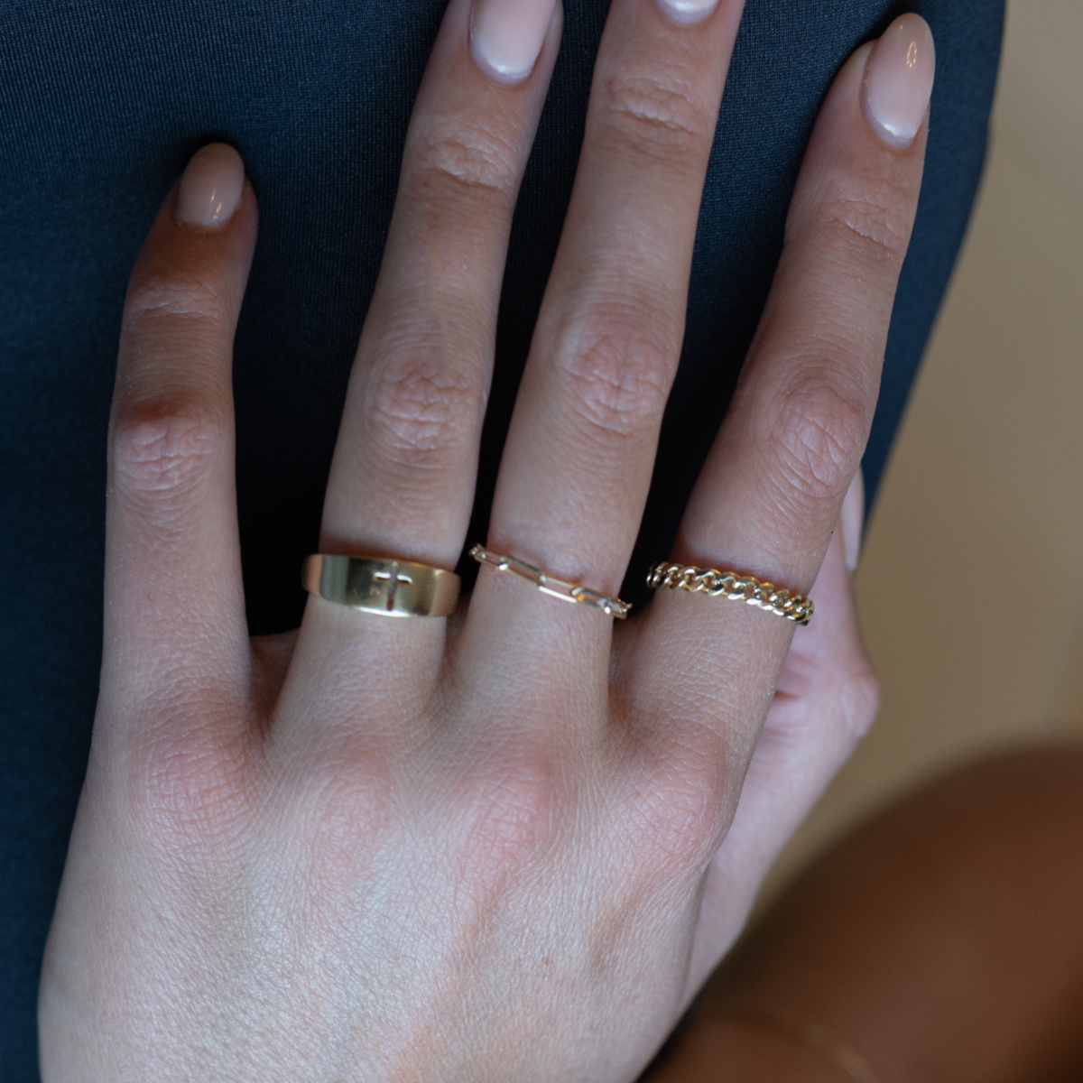 cross_20band_20ring_2014k_20solid_20gold01.png