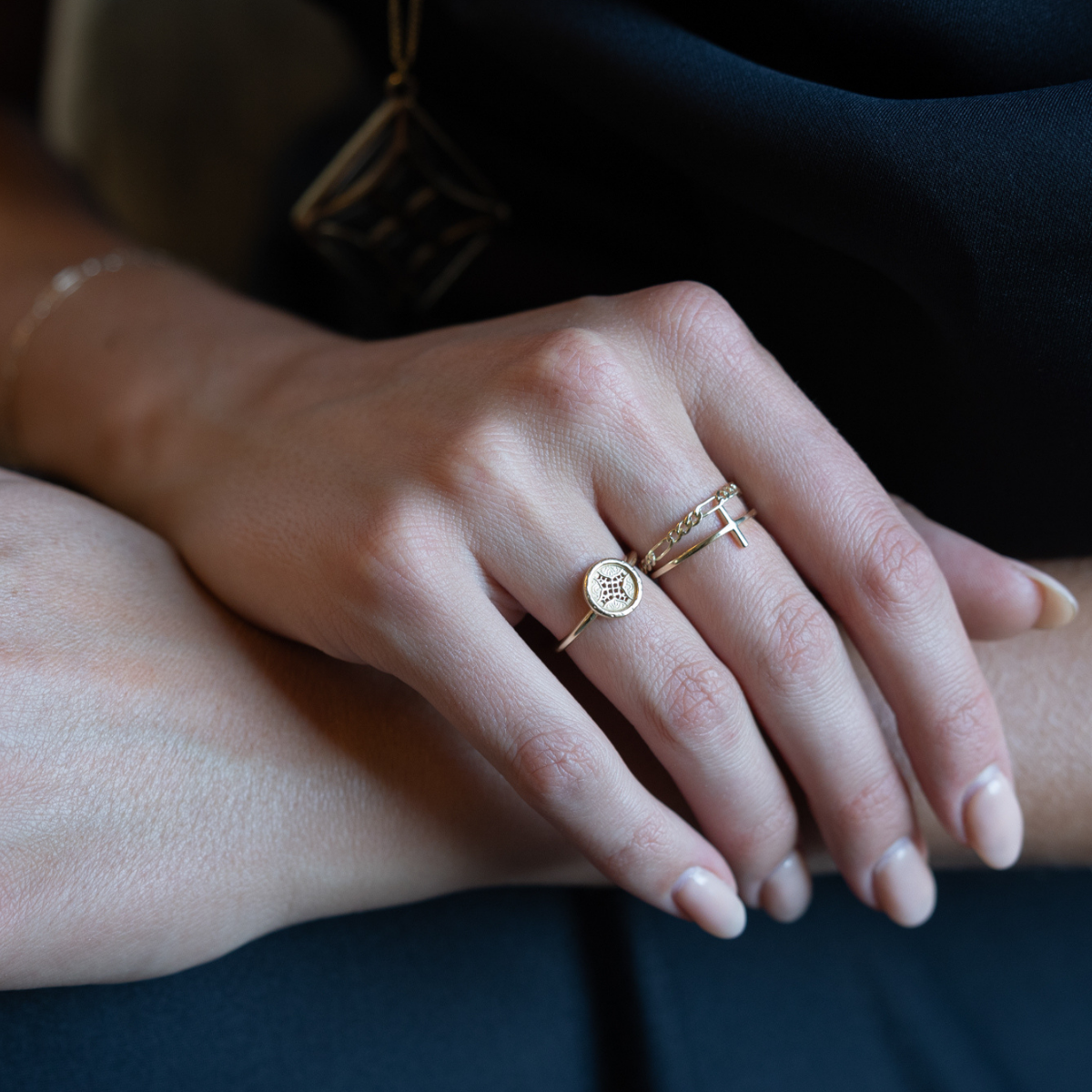 dainty_20cross_20ring_2014k_20solid_20gold.png