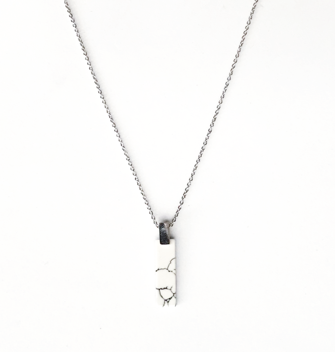 daintymarblepillarnecklace-silver.png