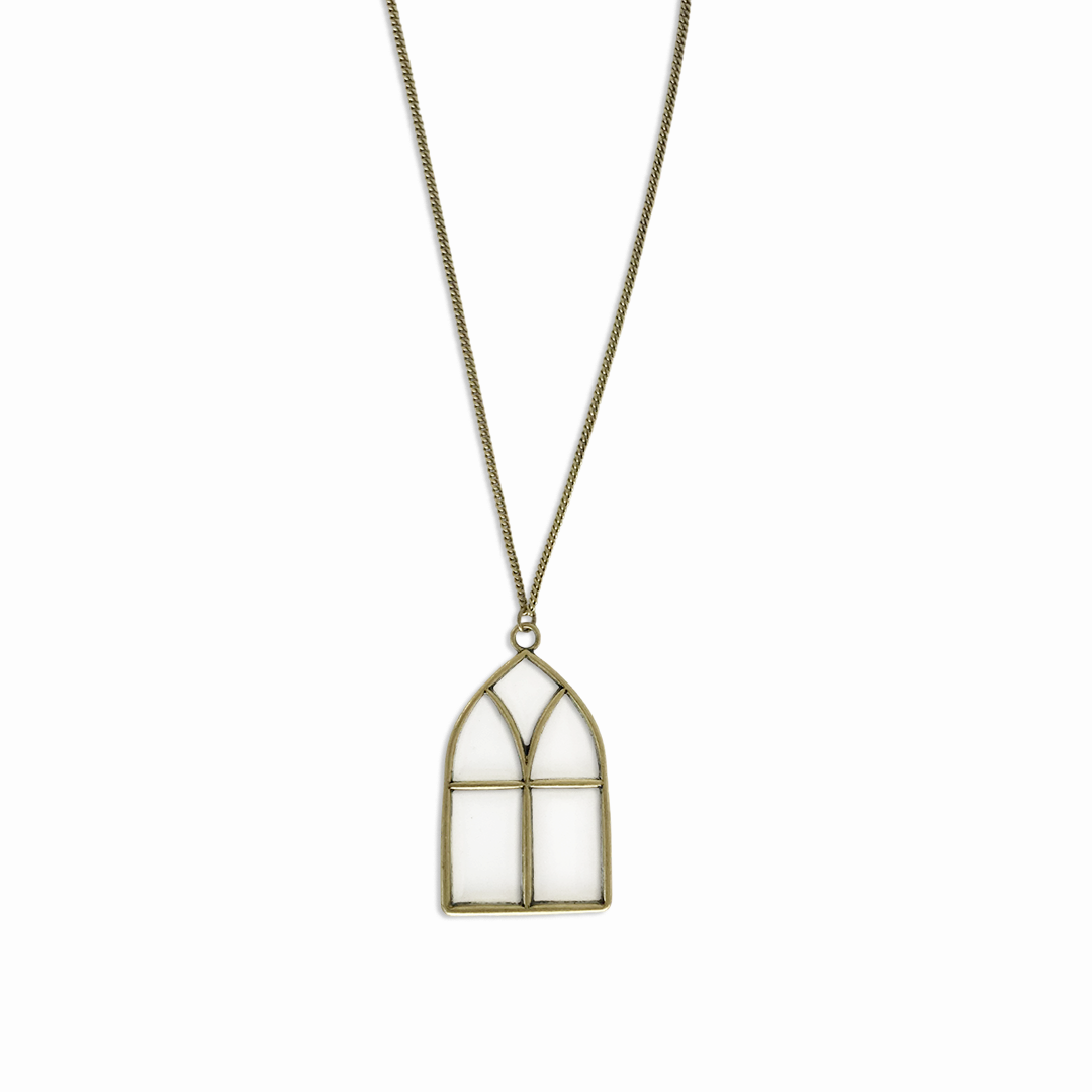 stainedglassnecklacestatement01.png