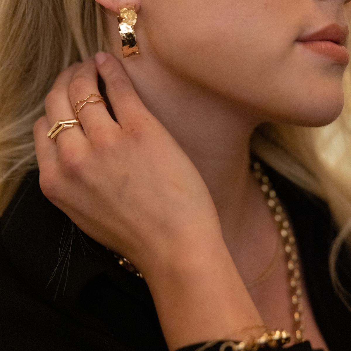 statement_20hammered_20hoops_20_2.png