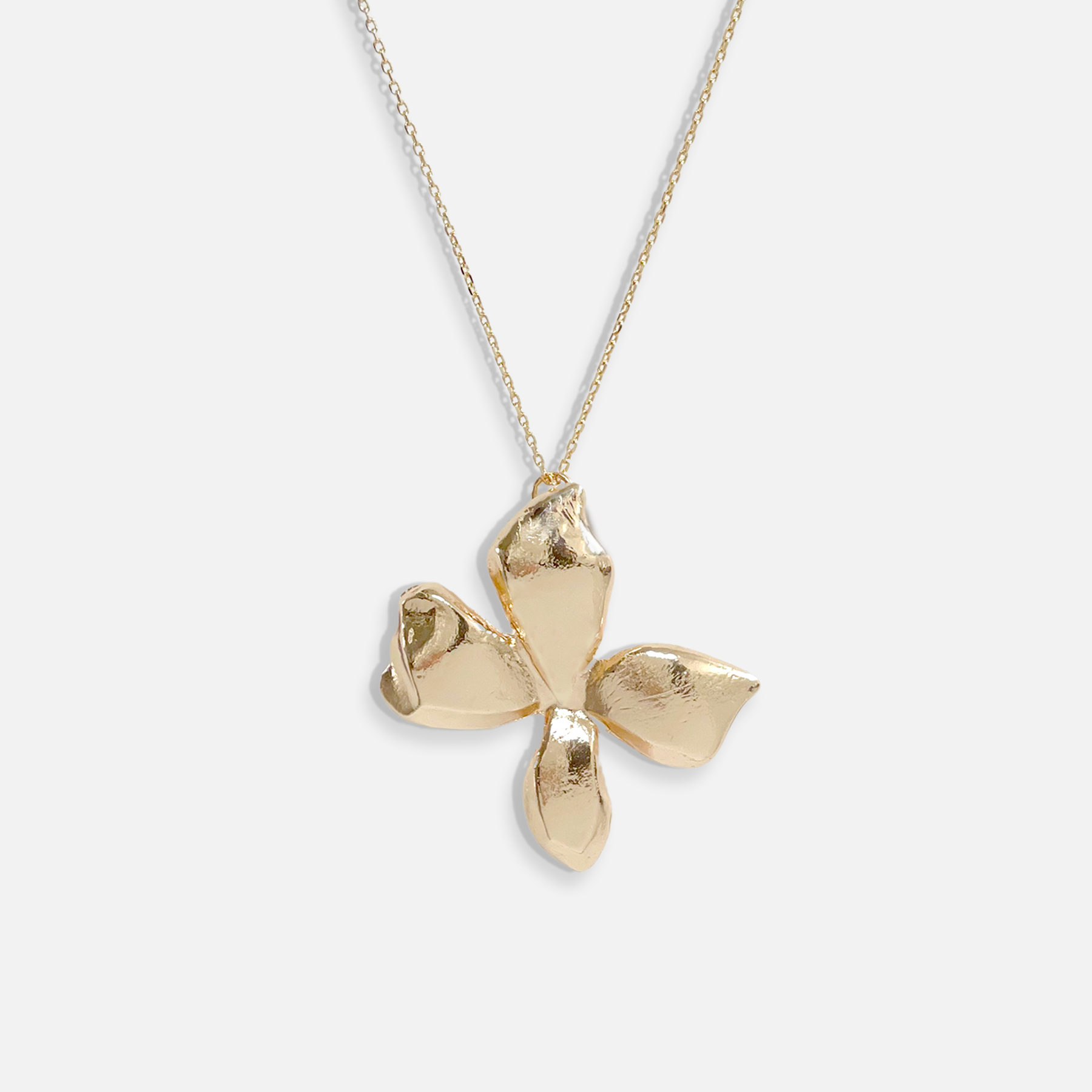 Bold Flower Necklace