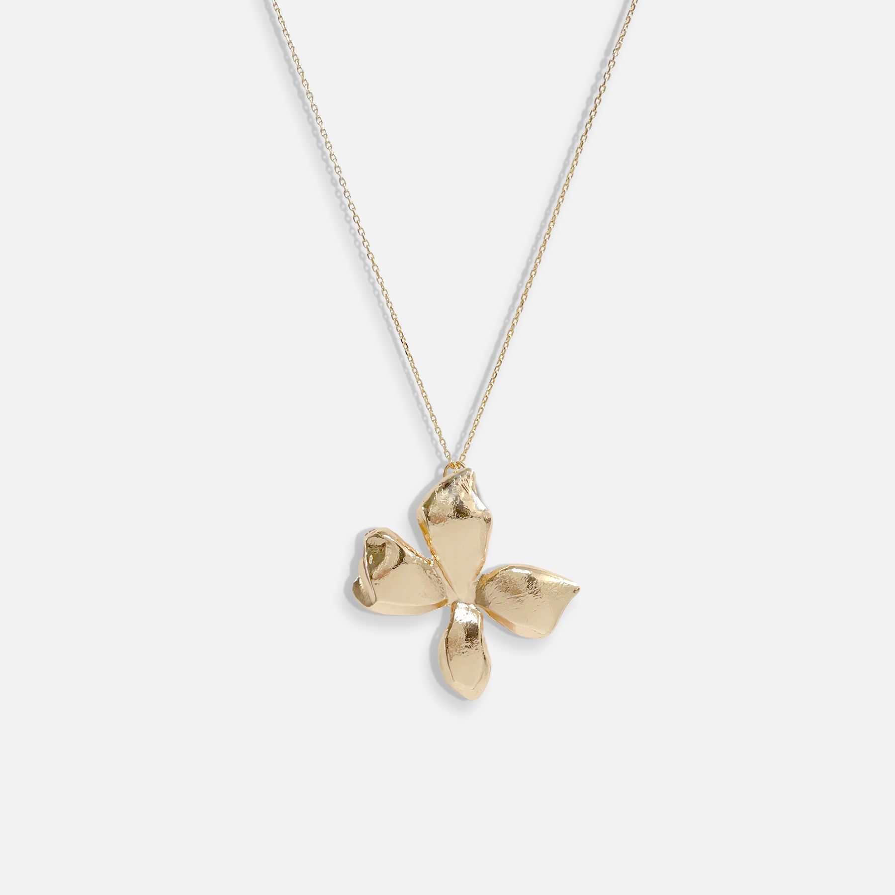 Bold Flower Necklace